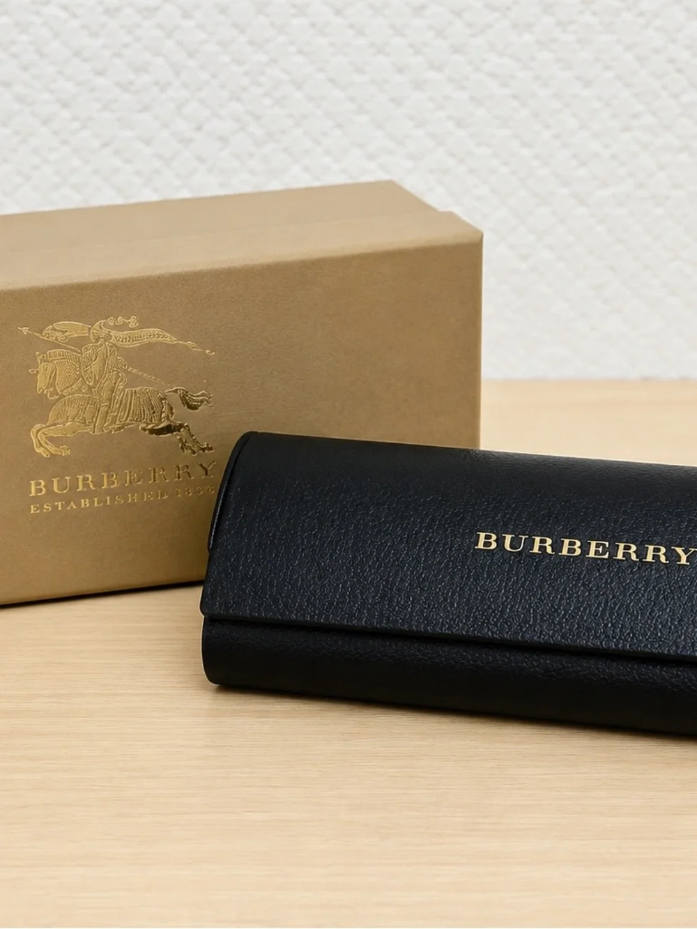 Burberry B2278 Black Cat-Eye Eyeglasses Check Temples 52-17-140